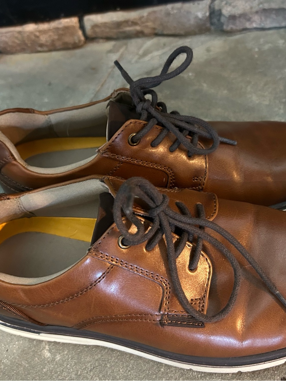 Men's Brown Leather Lace-Up Shoes - Picture 2 of 5